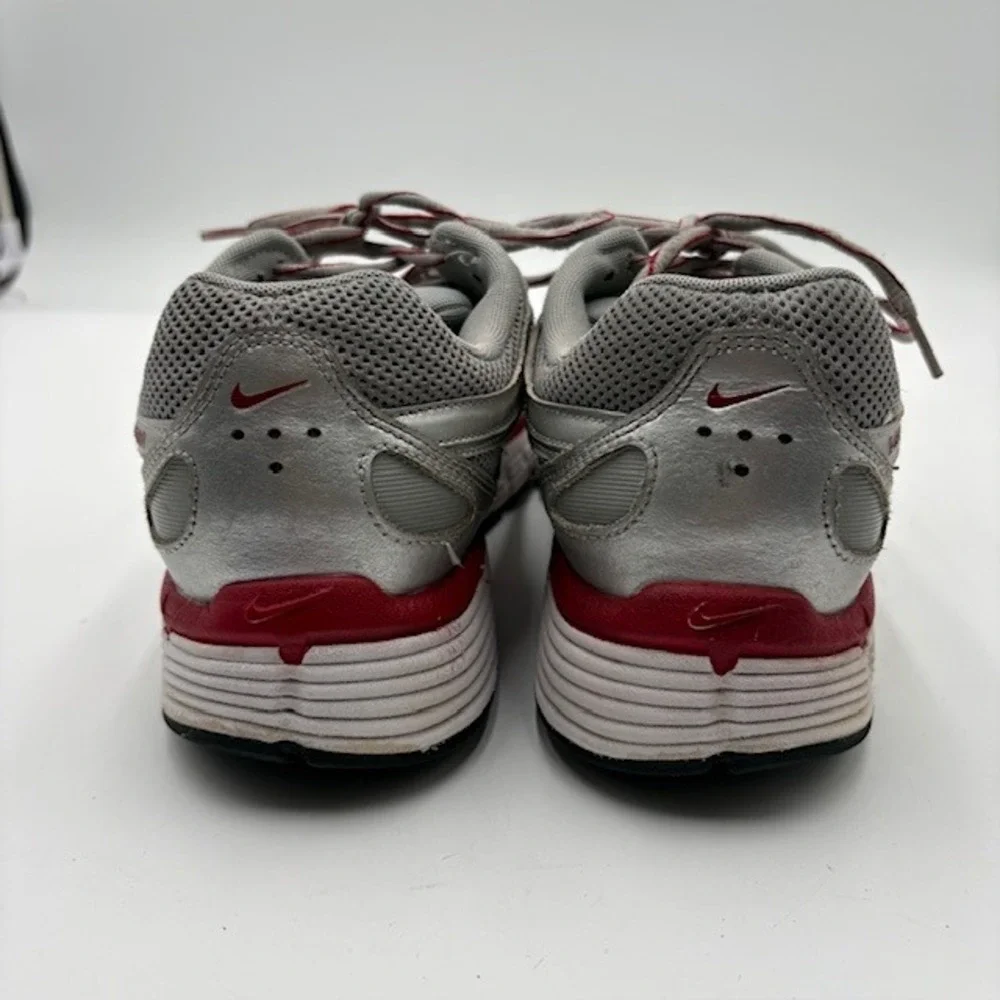 Nike P-6000 Bowerman Series Running Shoes Mens 9.5 Silver Red CD6404-024 Y2K